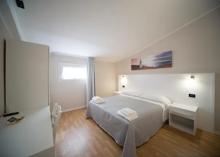 Risorgimento - - Bar 2* 莫尔恰诺-迪罗马涅