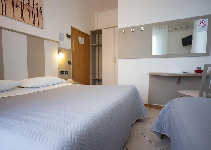 Risorgimento - - Bar 莫尔恰诺-迪罗马涅